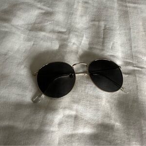 Gold Round Sunglasses